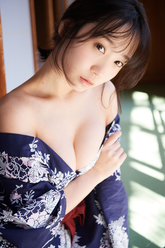 图片[1]-[Photobook] 【ヤングチャンピオンデジグラ】伊織もえ「もえと湯煙」【78P 178MB】-石川澪写真网