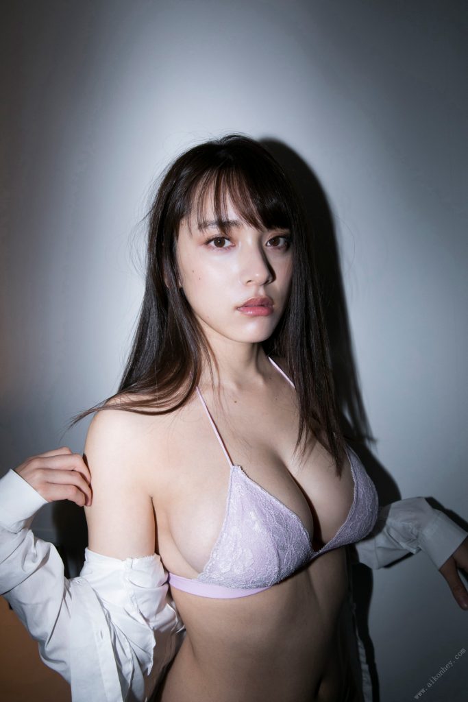 图片[1]-[FLASH Digital Photobook] Sayaka Tomaru 都丸紗也華 – Clothed big breasts -Pitch Pichi- 着衣巨乳～ぴっちぴち～【87P 120MB】-石川澪写真网